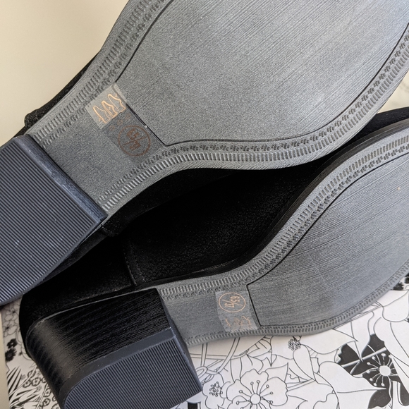 Chinese laundry black bootie - Picture 4 of 4